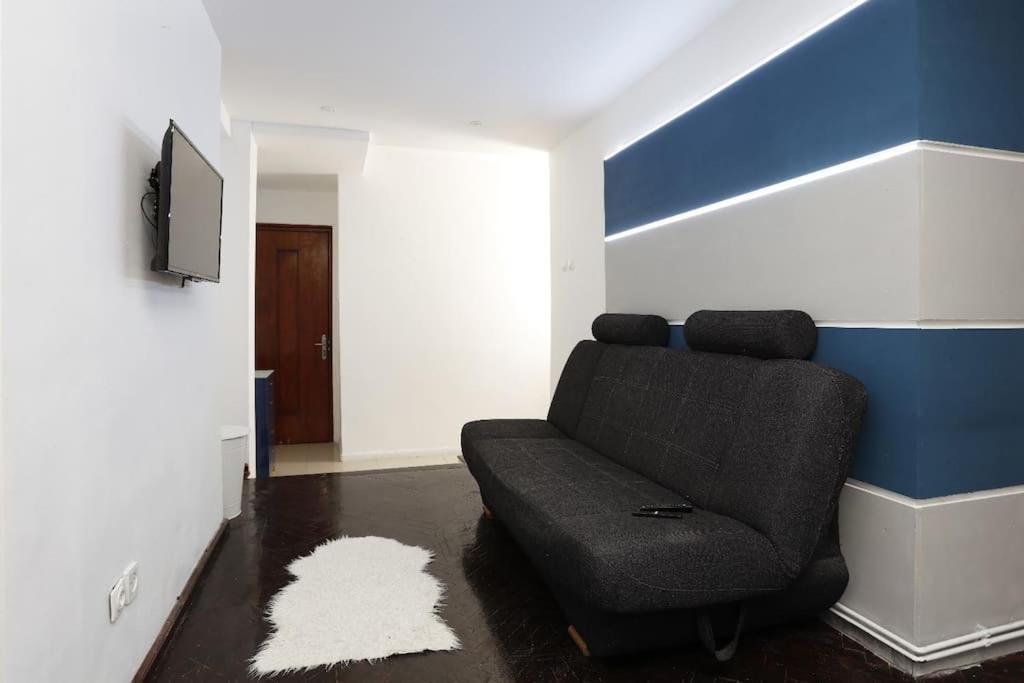 1 Bdrm Apartment In City Center Bucarest Esterno foto